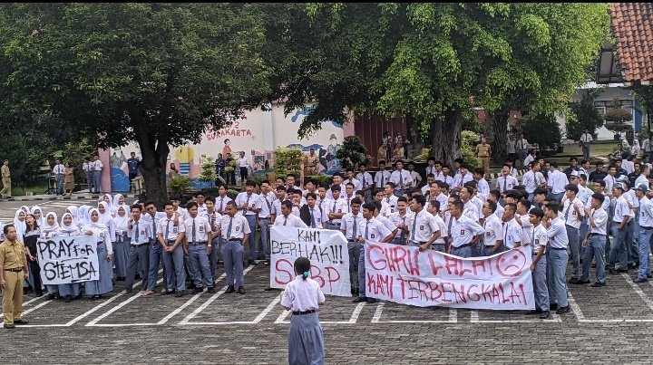Kesalahan Input PDSS, Ratusan Siswa SMKN 2 Solo Terancam Gagal Masuk PTN 2025